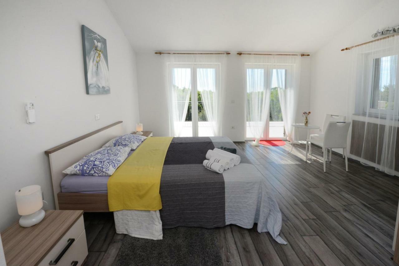 Villa Kontesici 14 Zelena Laguna Экстерьер фото