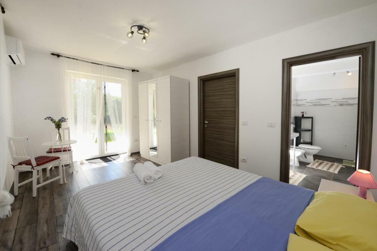 Villa Kontesici 14 Zelena Laguna Экстерьер фото