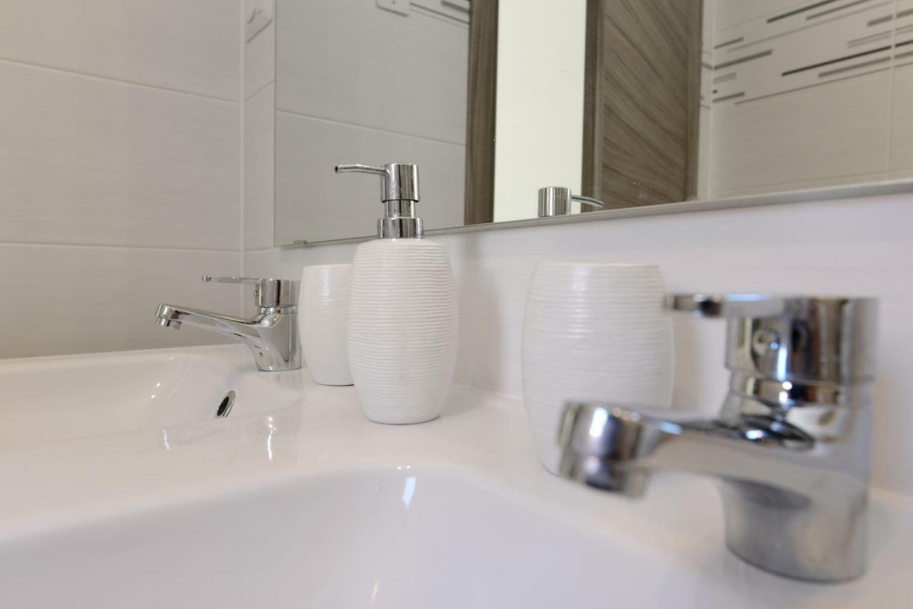 Villa Kontesici 14 Zelena Laguna Экстерьер фото