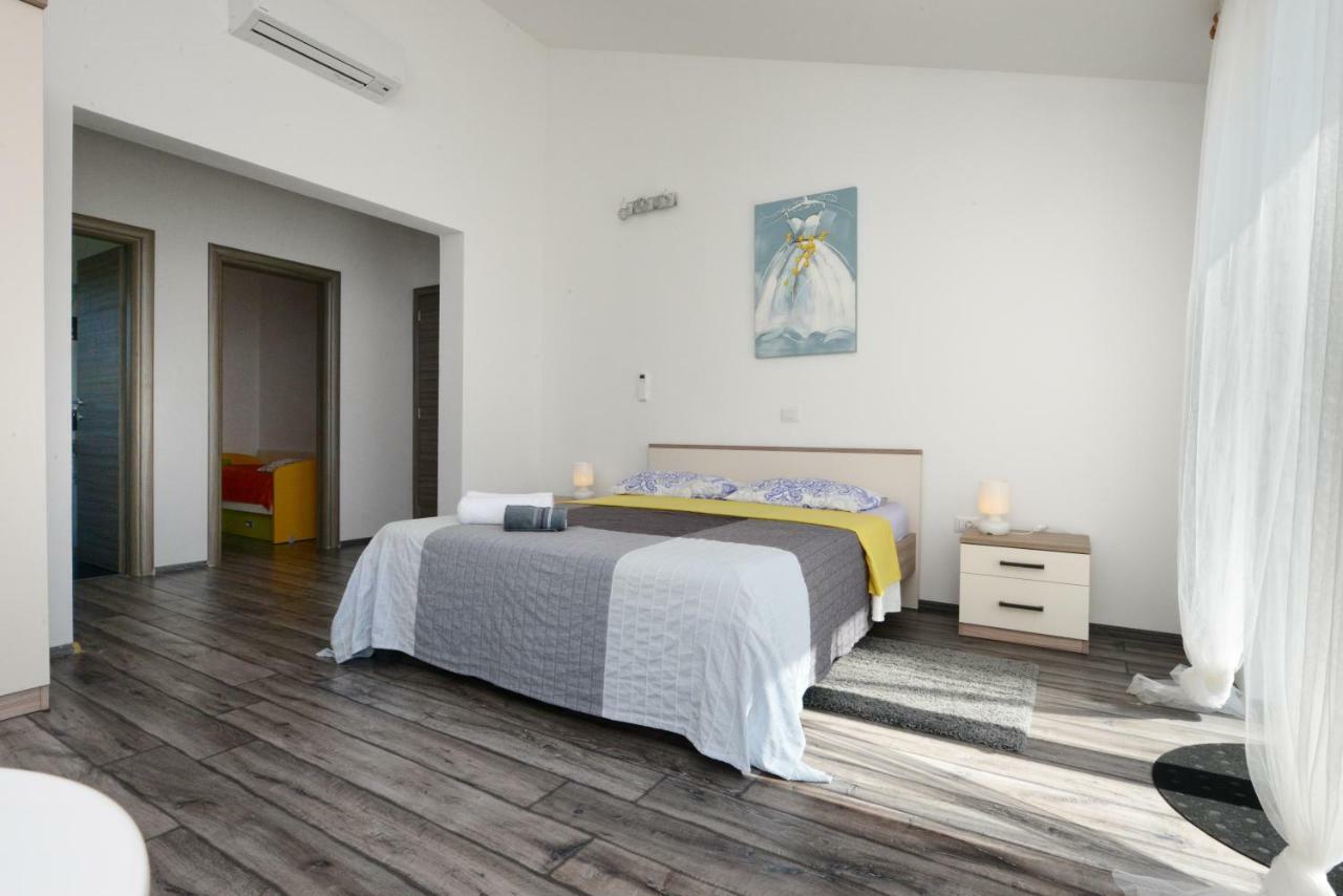 Villa Kontesici 14 Zelena Laguna Экстерьер фото