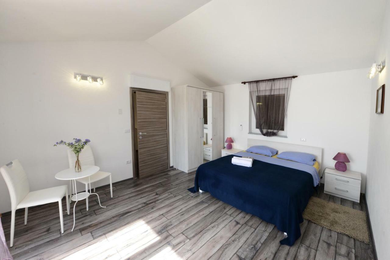Villa Kontesici 14 Zelena Laguna Экстерьер фото