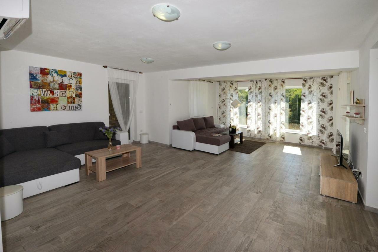 Villa Kontesici 14 Zelena Laguna Экстерьер фото